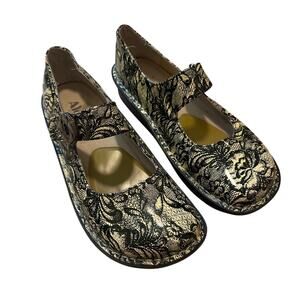 Alegria Paloma Black & White Patent Lacy Floral Mary Jane’s Size 38